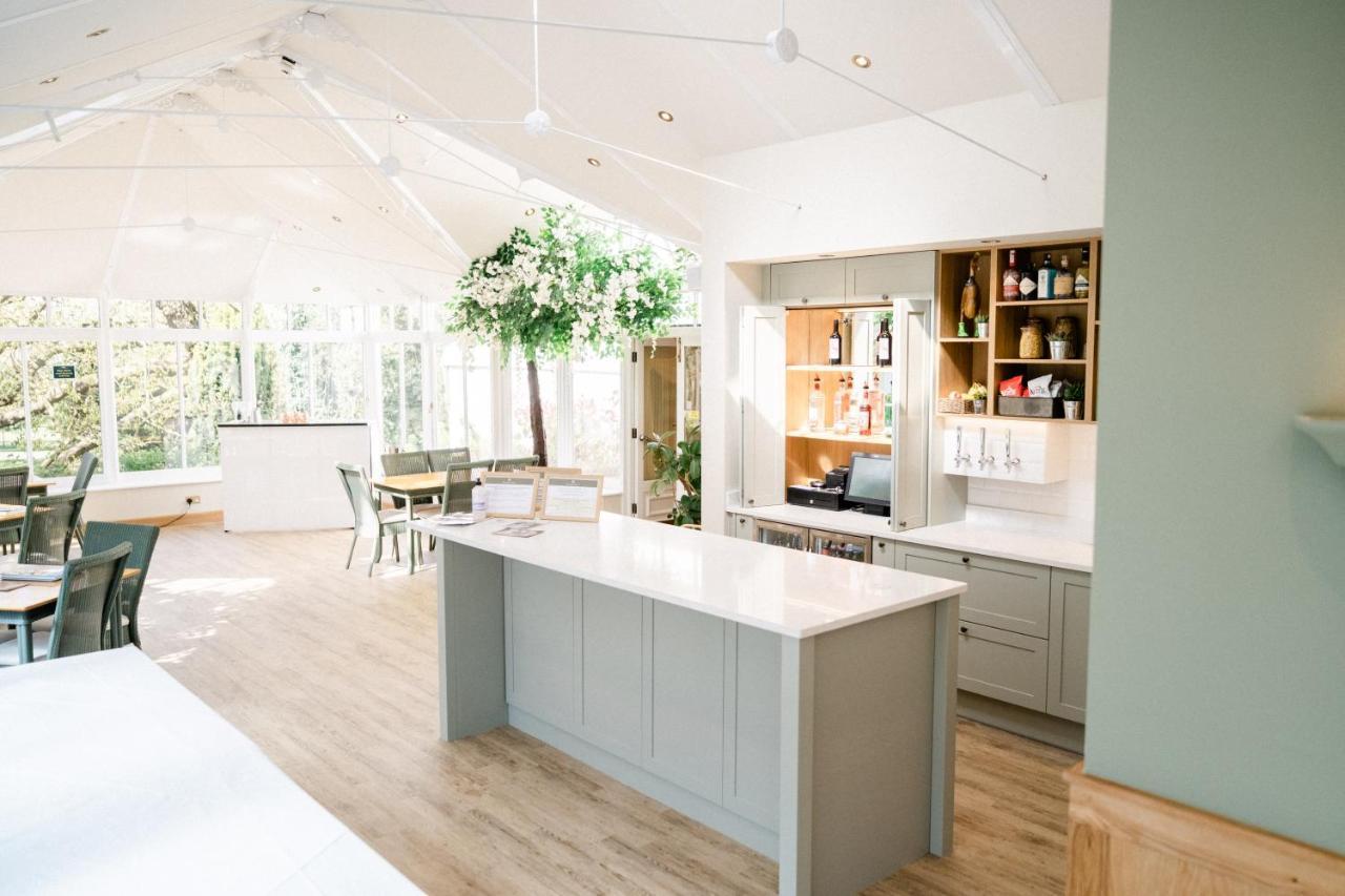 Mulberry House Guest House Ongar ภายนอก รูปภาพ