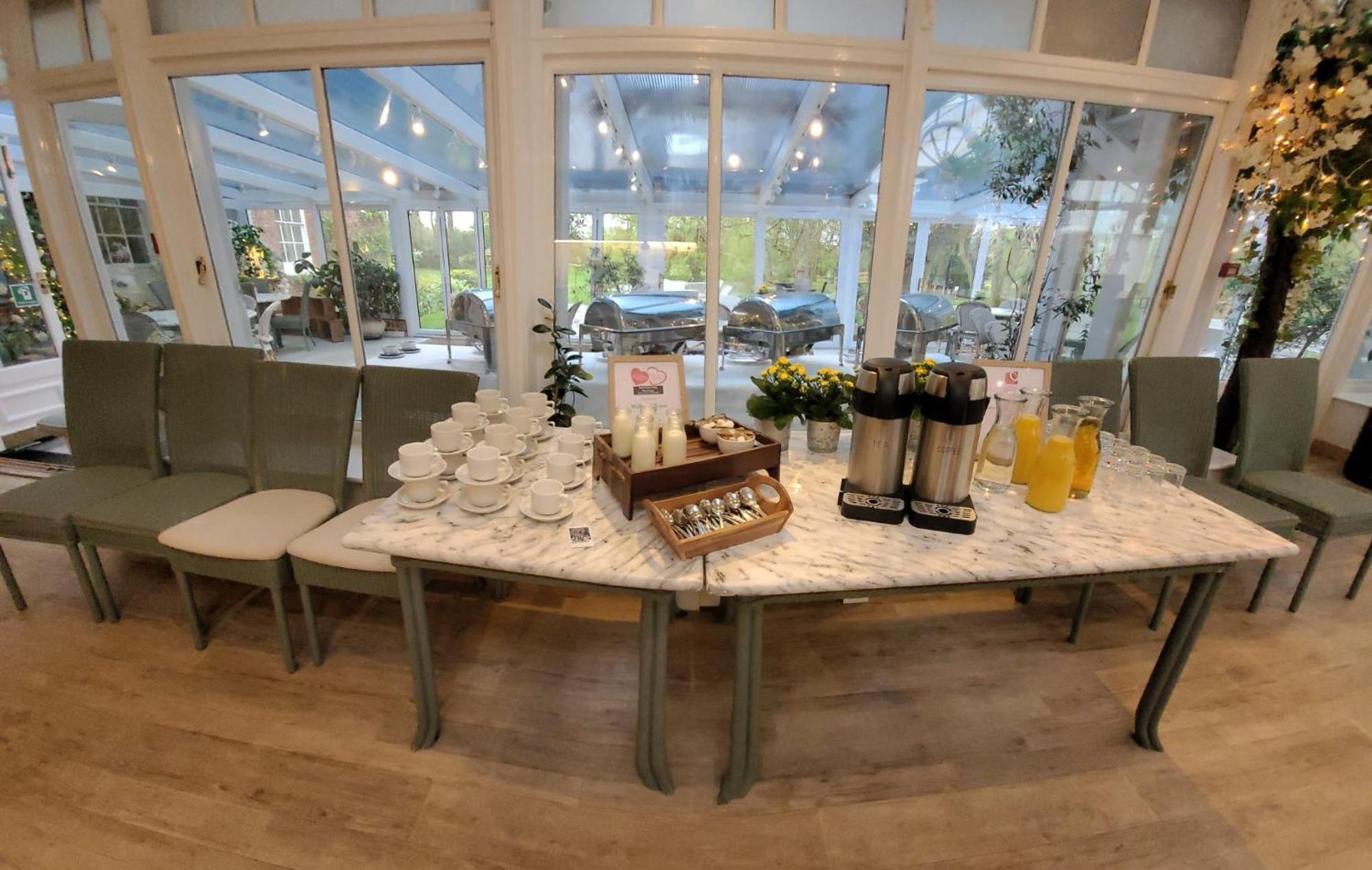 Mulberry House Guest House Ongar ภายนอก รูปภาพ